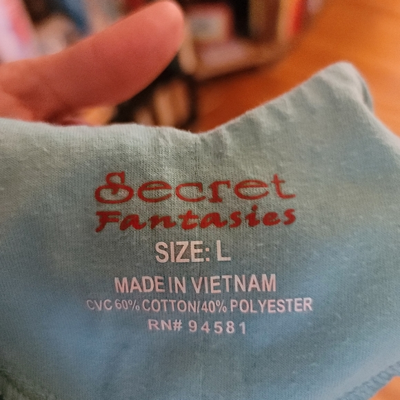 Top - Picture 4 of 4